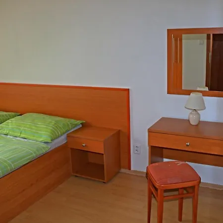 Apartment Apartman Svoboda Na Novem Svete Trebon